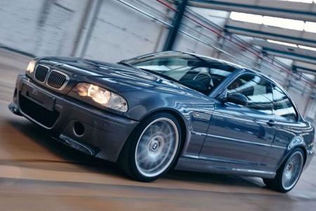 BMW M3 CSL V8 (E46)