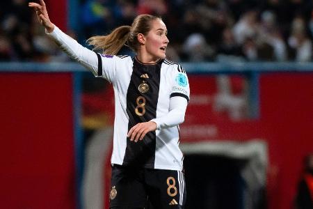 Nationalspielerin Lohmann offen für Wechsel ins Ausland Nationalspielerin Lohmann offen für Wechsel ins Ausland