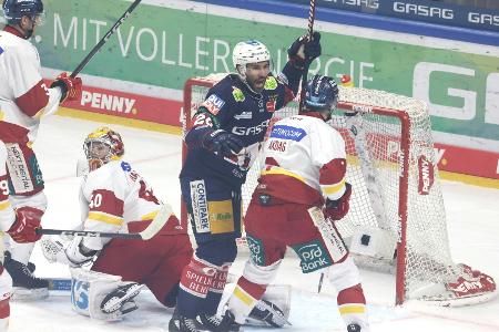 Eisbären bauen Tabellenführung aus Eisbären bauen Tabellenführung aus