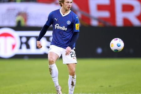 Sehnenanriss: Arp fehlt Kiel länger