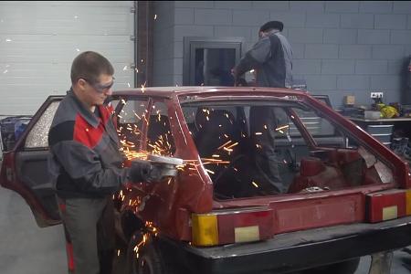 Garage 54 Lada Dampf-Samara