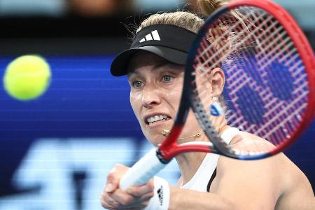 Zittern beim United Cup: Kerber gewinnt, Zverev verliert Zittern beim United Cup: Kerber gewinnt, Zverev verliert