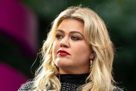 Kein Social Media! Kelly Clarkson spricht über ihre Erziehungsmethoden Kein Social Media! Kelly Clarkson spricht über ihre Erziehungsmethoden