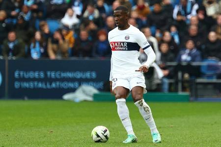 Medien: FC Bayern an Ex-Leipziger Mukiele interessiert Medien: FC Bayern an Ex-Leipziger Mukiele interessiert