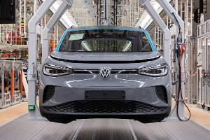 Bei VW in Emden stehen die Bänder still
