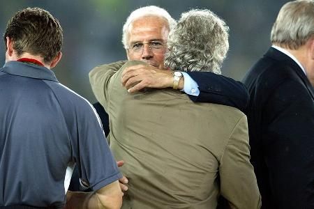 Trauer um Franz Beckenbauer: Rudi Völler ist Trauer um Franz Beckenbauer: Rudi Völler ist