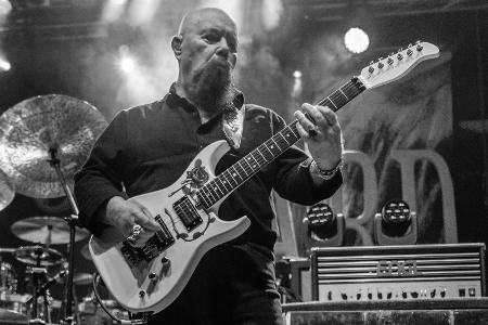 Magnum-Gitarrist Tony Clarkin mit 77 Jahren gestorben Magnum-Gitarrist Tony Clarkin mit 77 Jahren gestorben