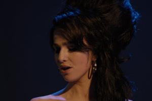 Marisa Abela wird in erstem "Back to Black"-Trailer zu Amy Winehouse