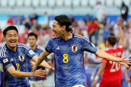 Doppelpacker Minamino führt Japan zum Auftaktsieg Doppelpacker Minamino führt Japan zum Auftaktsieg