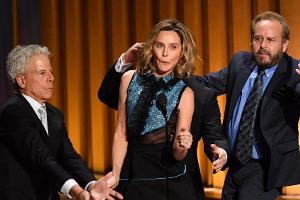 Besondere Reunion: "Ally McBeal"-Stars tanzen auf der Emmy-Bühne
