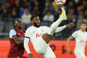 Augsburger Tanganga kehrt zu den Spurs zurück