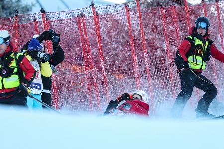 Vlhova bei Sturz verletzt - Hector gewinnt in Jasna Vlhova bei Sturz verletzt - Hector gewinnt in Jasna