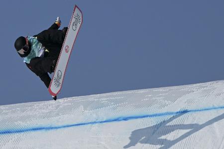 Snowboarderin Morgan Zweite in Laax Snowboarderin Morgan Zweite in Laax