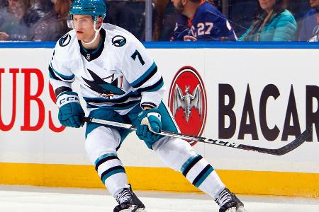 NHL: Sturm mit Vorlage bei Sharks-Sieg NHL: Sturm mit Vorlage bei Sharks-Sieg