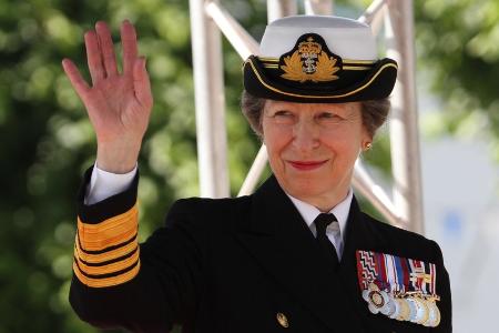 Nach Ausfall von Charles, Kate & William: Prinzessin Anne springt ein Nach Ausfall von Charles, Kate & William: Prinzessin Anne springt ein