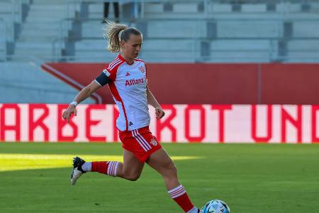 Frauen-BL: FC Bayern übernimmt Tabellenspitze Frauen-BL: FC Bayern übernimmt Tabellenspitze
