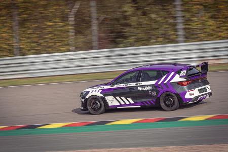 JE Design Cupra Leon Hatchback