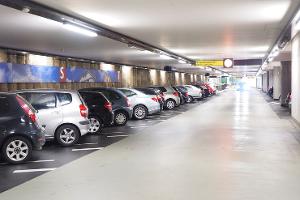 Parkplätze sollen breiter werden, SUV nicht