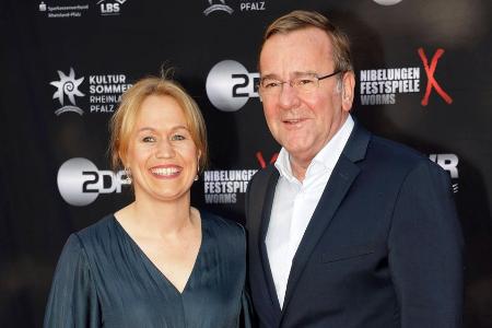 Bundesverteidigungsminister Boris Pistorius hat wieder geheiratet Bundesverteidigungsminister Boris Pistorius hat wieder geheiratet