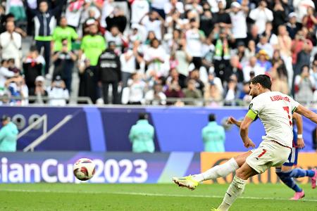 Asien Cup: Iran bezwingt Japan - auch Katar im Halbfinale Asien Cup: Iran bezwingt Japan - auch Katar im Halbfinale