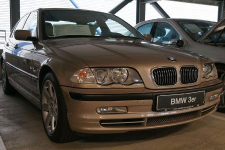 BMW 330i E46 Bremen Classic Motorshow 2024 Parkhaus 