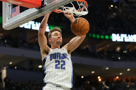 NBA: Wagner-Brüder mit klarer Niederlage - Hartenstein siegt NBA: Wagner-Brüder mit klarer Niederlage - Hartenstein siegt