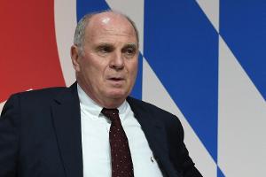 Hoeneß: Alonso profitiert von der Ruhe bei Bayer