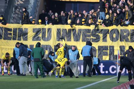Blackstone-Rückzug: Fans feiern Blackstone-Rückzug: Fans feiern