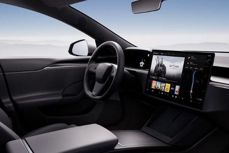 Tesla, klassisches Lenkrad