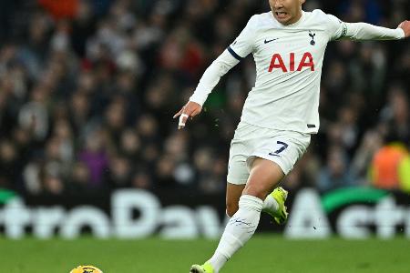 Finger ausgekugelt: Südkoreas Son ging auf Mitspieler los Finger ausgekugelt: Südkoreas Son ging auf Mitspieler los