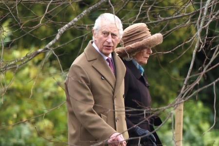 König Charles kehrt nach Sandringham zurück König Charles kehrt nach Sandringham zurück