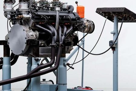 Historischer Ferrari-PrŸfstand Historischer Ferrari-PrŸfstand