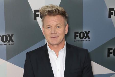 Gordon Ramsay fliegt krebskranken Fan zu sich nach Miami ein Gordon Ramsay fliegt krebskranken Fan zu sich nach Miami ein