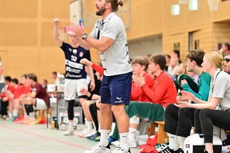 Ex-Meister Schröder: Campingplatz statt Handballhalle Ex-Meister Schröder: Campingplatz statt Handballhalle