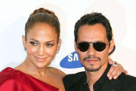 Jennifer Lopez feiert den 16. Geburtstag ihrer Zwillinge Max und Emme Jennifer Lopez feiert den 16. Geburtstag ihrer Zwillinge Max und Emme