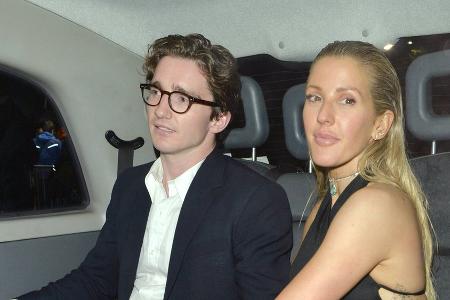 Sängerin Ellie Goulding bestätigt Trennung von Ehemann Caspar Jopling Sängerin Ellie Goulding bestätigt Trennung von Ehemann Caspar Jopling