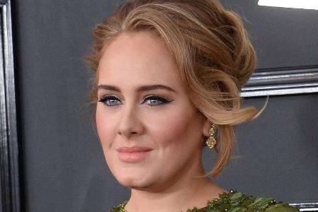 Wegen Krankheit: Adele verschiebt alle März-Konzerte in Las Vegas Wegen Krankheit: Adele verschiebt alle März-Konzerte in Las Vegas