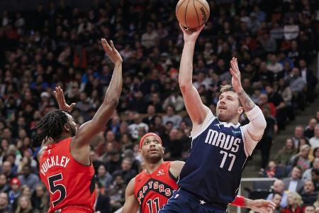 Doncic mit Triple Double - James mit historischem Comeback Doncic mit Triple Double - James mit historischem Comeback