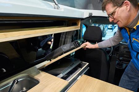 Offtrack Gaskocher über Mülleimer 
