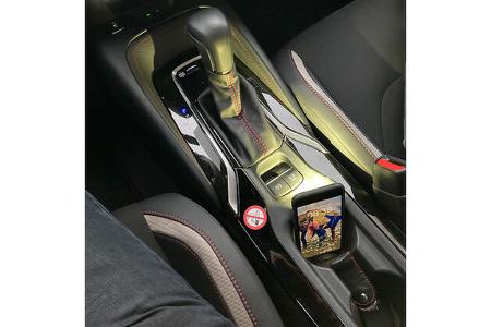 Toyota Corolla Touring Sports 2.0 Hybrid GR Sport, Mittelkonsole