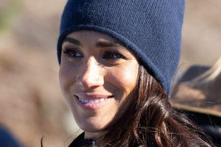 Herzogin Meghan genießt Ski-Auszeit mit ihren Freundinnen Herzogin Meghan genießt Ski-Auszeit mit ihren Freundinnen