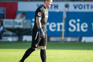 Slapstick-Eigentor: Frankfurt beendet Negativserie