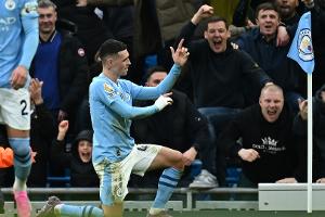 England: City dreht Manchester-Derby