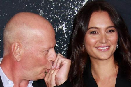 Emma Heming-Willis wehrt sich gegen Berichte über kranken Bruce Willis Emma Heming-Willis wehrt sich gegen Berichte über kranken Bruce Willis