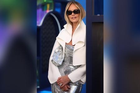 Elle Macpherson kehrt nach 14 Jahren auf den Laufsteg zurück Elle Macpherson kehrt nach 14 Jahren auf den Laufsteg zurück