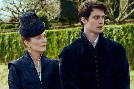 Julianne Moore als intrigante Adelige in Sky-Serie Julianne Moore als intrigante Adelige in Sky-Serie