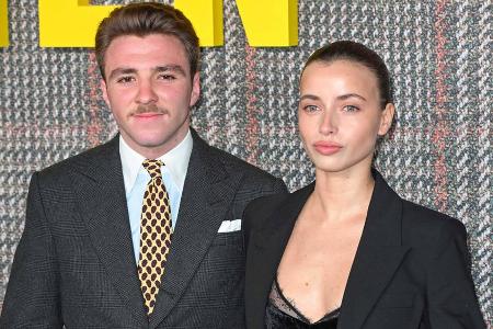 Rocco Ritchie auf dem roten Teppich: Er sieht Papa Guy immer ähnlicher Rocco Ritchie auf dem roten Teppich: Er sieht Papa Guy immer ähnlicher