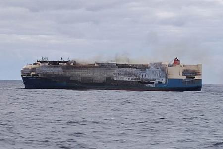 RORO Schiff FELICITY ACE Autotransporter