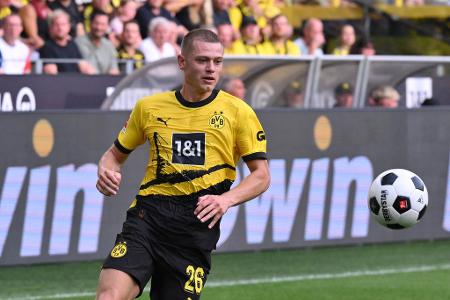 ABWEHR: Julian Ryerson - Note: 4,0 - Wurde im Vorwärtsgang durch aufmerksame Gegenspieler oft früh gestoppt und ließ sich hinten etwas zu oft auf dem falschen Fuß erwischen. Gerade nach der Pause kam viel Druck über seine Seite.