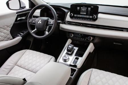 Mitsubishi Outlander MY 2022 Premiere